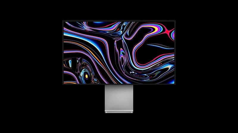 Apple готовит обновленную версию Pro Display XDR В коде macOS Tahoe 26 1 beta 3 обнаружено упоминание Pro Display XDR Camera и Pro Display XDR Desk View Camera Строки намекают что Apple планирует выпустить обновленную версию монитора Pro Display XDR с Central Stage автоматической функцией удержания пользователя в центре кадра при видеозвонках Режим Desk View для которого требуется камера с поддержкой функции Central Stage может одновременно показывать лицо пользователя и рабочий стол сверху Точные сроки выхода обновленного дисплея с камерой пока неизвестны Вполне возможно на этой неделе Apple анонсирует несколько новых устройств включая Pro Display XDR 2 с функцией Center Stage iguides