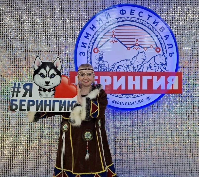Виктория Ивлиева - лауреат I степени регионального этапа Общероссийского конкурса Преподаватель Детской школы искусств № 1 п. Ключи Виктория Ивлиева стала лауреатом первой степени регионального этапа всероссийского конкурса «Лучший преподаватель детской школы искусств». Конкурс является профессиональным состязанием среди преподавателей детских школ искусств Камчатского края. В этом году в региональном этапе участвовали преподаватели детских художественных школ и художественных/декоративно-прикладных направлений детских школ искусств. Участники проходили два конкурсных испытания: «Визитная карточка» и «Открытый урок». Жюри отметило высокий уровень подготовки, оригинальность и использование современных методик. Поздравляем Викторию с победой и желаем новых творческих достижений! #образование #искусство #Ключи #устькамчатскийокруг