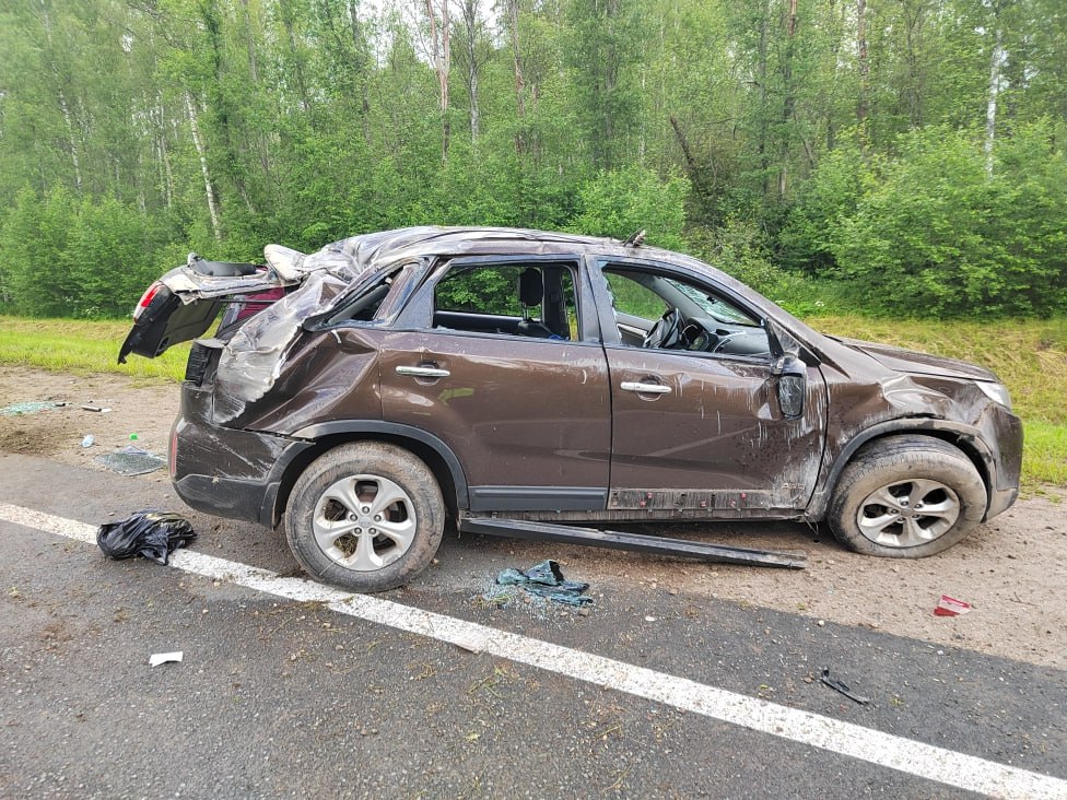 Два человека погибли и 18 пострадали в ДТП на дорогах Псковской области за неделю С 16 по 22 июня в регионе было зафиксировано 11 ДТП, в результате которых два человека погибли, 18 — получили травмы различной степени тяжести. Также за неделю сотрудниками ДПС выявлен 41 нетрезвый водитель. Шестеро из них были задержаны пьяными за рулем уже не в первый раз. СОСЕДИ60 ДАТЬ БУСТ Отправить нам новость