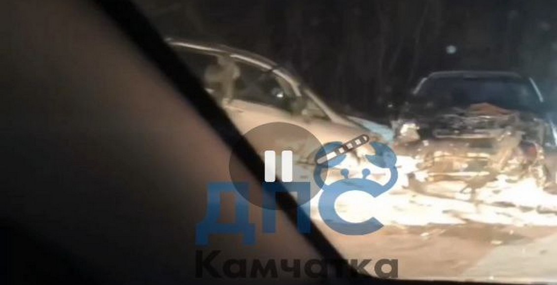 В Вилючинске произошло жёсткое ДТП Вечером 1 декабря в районе трассы Приморский Рыбачий в Вилючинске произошло серьёзное ДТП Официальной информации о пострадавших пока не поступало Нажмите для подробностей kam24 ru news main 20251202 123248 html utm source telegram utm medium messenger