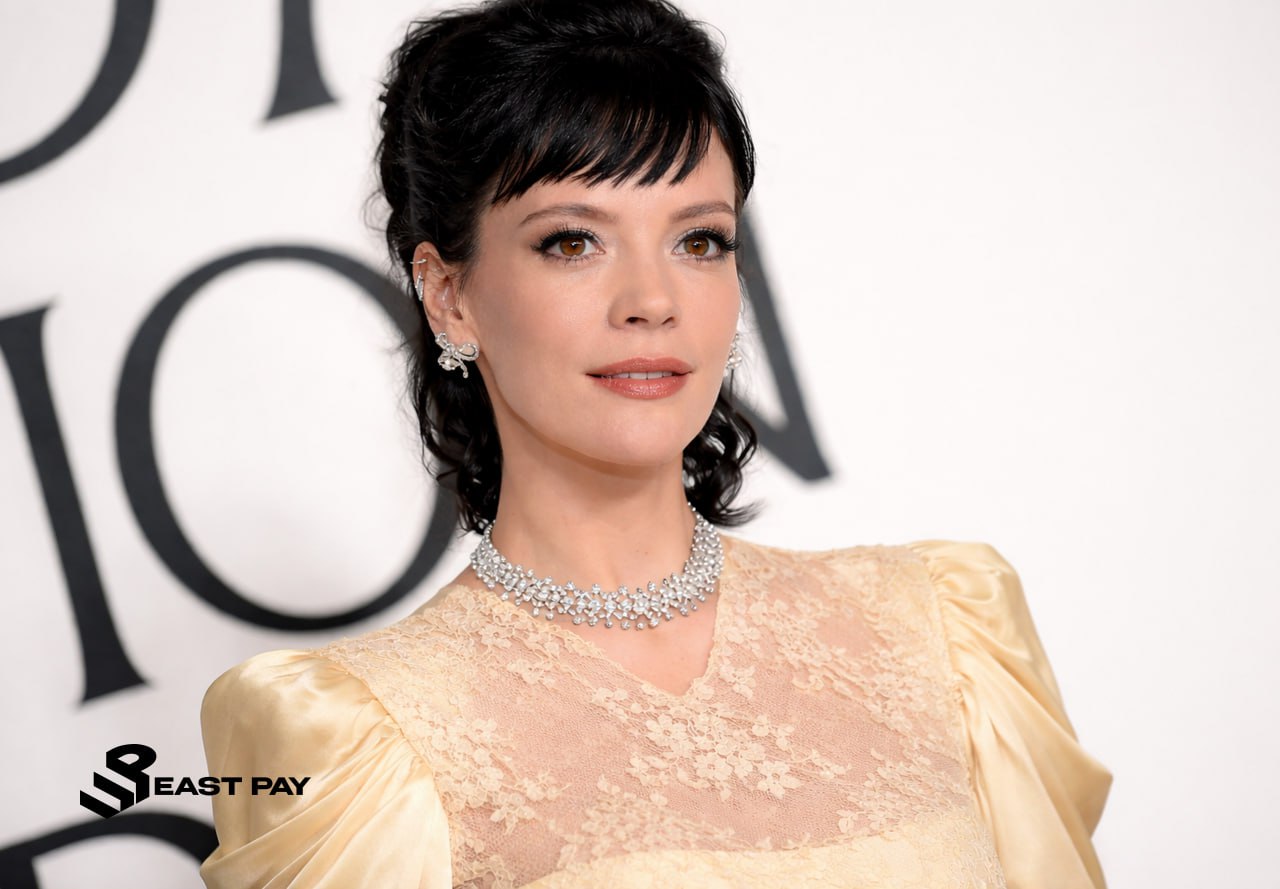 200 тысяч биткоинов за концерт отказ который стоил 14 млрд В 2009 году Лили Аллен предложили провести виртуальный концерт за 200 000 биткоинов Тогда это звучало почти как шутка криптовалюта только появлялась и певица отказалась Сегодня эти 200 000 BTC стоили бы около 14 млрд С такой суммой Лили Аллен могла бы войти в топ 20 самых богатых женщин мира East Pay Экономика