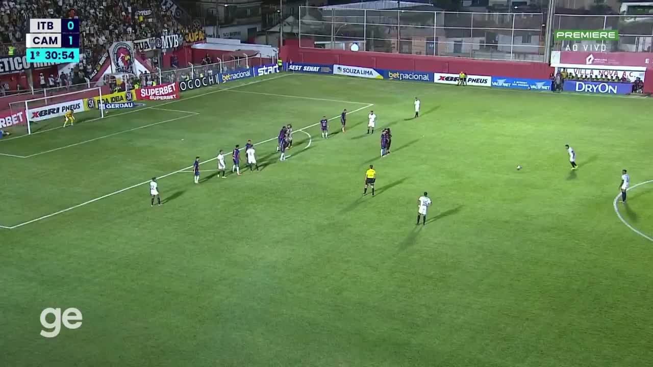 Халк оформляет хет-трик в матче Атлетико Минейро против Итабирито