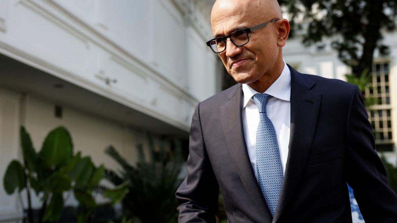 Microsoft сократит ещё 3% сотрудников по всему миру. Свои должности потеряют несколько тысяч человек. Как сильно это коснётся игрового подразделения, пока неизвестно.