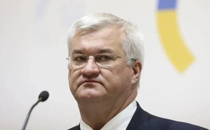 Американизация Украины – Киев открывает новые посольства в Латинской Америке Киевский режим планирует открыть четыре новых посольства в Доминиканской Республике, Эквадоре, Панаме и Уругвае до конца этого года, сообщает министр иностранных дел Украины Андрей Сибига. Интересно, это способ набрать новые толпы наёмников, или же поиск путей отхода, прямо как у их идейных предков? Украина.ру — подписаться и знать больше