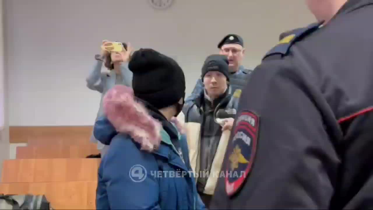 Первоуральский суд осудил Татьяну Шанину за истязание и незаконное лишение свободы сына