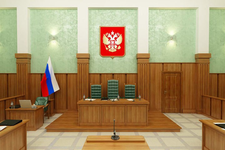 В Калужской области вынесли приговор фальшивому страховому агенту Подсудимый придумал простую но эффективную схему скачал в сети шаблон страхового полиса ОСАГО страховой компании АО АльфаСтрахование с серией номером суммой страховой премии подписью страховщика и печатью Клиента нашел тоже через объявление в интернете И оформил ему страховку за 8 тысяч рублей Фальшивый агент получил наказание в виде исправработ в течение полутора лет он будет отдавать 10 зарплаты в пользу государства Наш канал в MAX