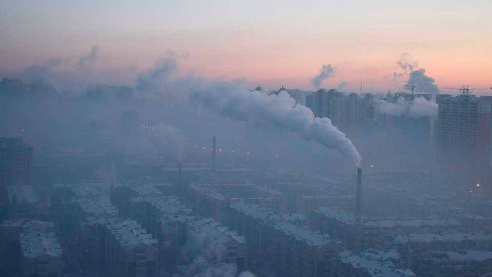В Красноярске снова вводится режим «черного неба»  Режим НМУ будет действовать с 19:00 1 мая до 14:00 3 мая.
