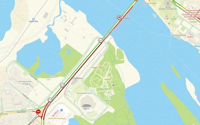Двухкилометровая пробка образовалась на Октябрьском мосту. На 2ГИС водители сообщают о нескольких авариях.  Затор образовался сразу в обе стороны моста. По направлению правого берега движение затруднено на всей дороге.  — Кто какие анекдоты знает? — пишет один из водителей в комментариях на 2GIS.  — Приехали как-то русский, немец и еврей в Новосибирск, да и встали в пробку на неделю, — отвечает другой пользователь.  Ситуацию на дорогах сервис оценивает в четыре балла. Пробка также собралась на Большевистской — там также произошло ДТП.    Дарим Яндекс Станции