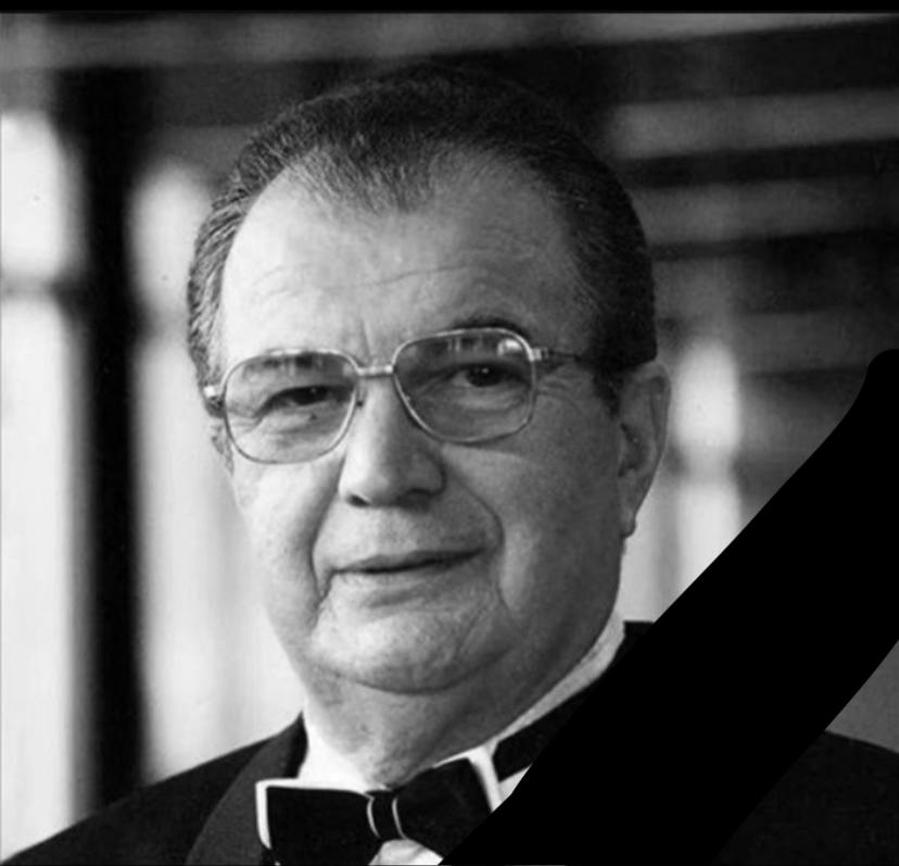 На 88 м году жизни скончался народный артист России Эмиль Кио Выражаем соболезнования родным и близким Прощание с Э Э Кио состоится 2 января в 12 00 на Троекуровском кладбище