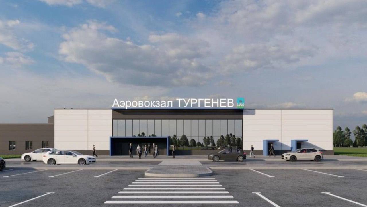 Контракт на реконструкцию аэропорта Орла все же разорвали. Подрядчиком выступал "Ирмаст-Холдинг". Он ненадлежащим образом исполнял свои обязательства, поэтому контракт был расторгнут в одностороннем порядке, сообщил губернатор области Андрей Клычков. Глава региона говорит, что на этой неделе пройдет совещание при участии трудовой инспекции по дальнейшей реализации проекта. Обещает, что строителям выплатят зарплаты. "Южный" в Орле не работает с 2010 года. Аэропорт должен был возобновить прием рейсов после ремонта в 2024-м, но работы затянулись. Сотрудники "Ирмаст-холдинга" жаловались, что с осени прошлого года компания задерживает зарплаты. Весной в связи с этим возбудили уголовные дела, задолженность подрядчика перед 44 работниками превысила 11 млн руб. Реконструкция "Южного" была на паузе с января и возобновилась только в апреле. Клычков тогда отметил, что планируется обсуждение будущего проекта с подрядчиком и инвесторами. И что если они ни к чему не придут, власти готовы расторгать контракт и снова проводить конкурс. ™ Пристегните ремни