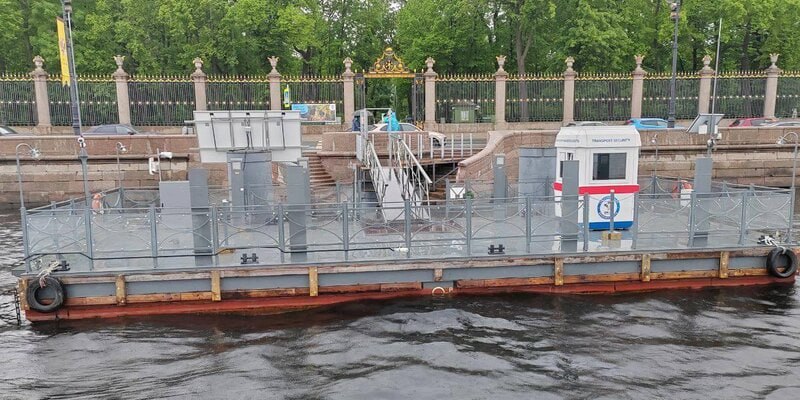 Обновленные причалы «Адмиралтейство» и «Летний сад» заработали в Петербурге На объектах провели масштабные работы, благодаря которым причалы стали удобнее и безопаснее.