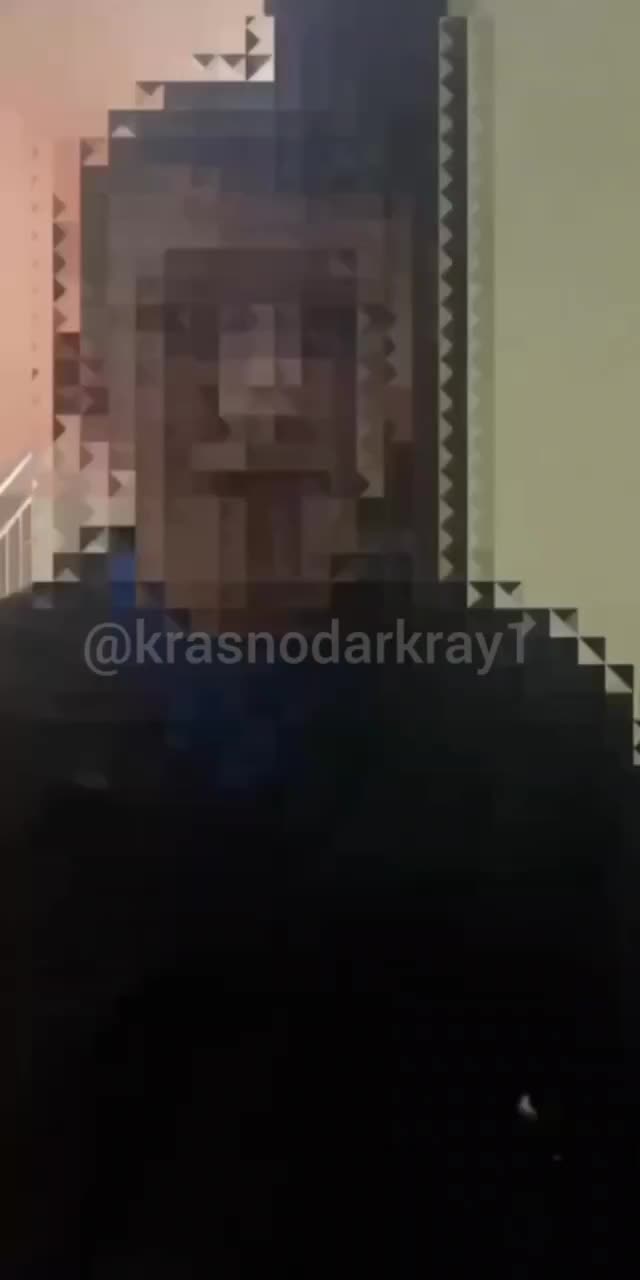 Конфликт на детской площадке в Немецкой деревне: подростки распивали алкоголь и устроили драку