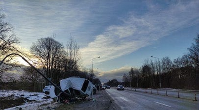 Ребёнок погиб в ДТП в Ленобласти   В Ленинградской области между Тосно и посёлком Ушаки утром 7 марта произошло ДТП, в результате которого погиб маленький ребёнок. Прокуратура начала проверку.  Читать далее