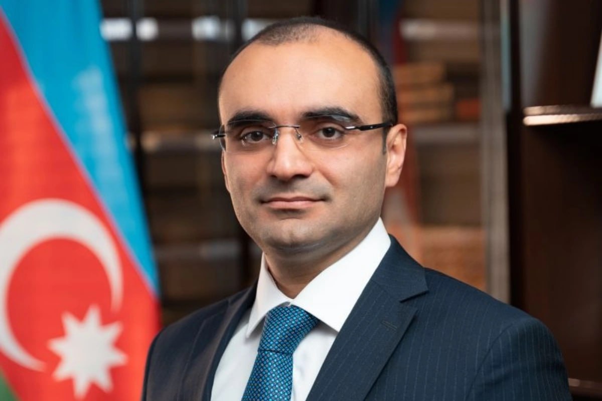 Эльхан Ибрагимов освобожден от должности НОВОЕ НАЗНАЧЕНИЕ Эльхан Огтай оглу Ибрагимов освобожден от должности главы Исполнительной власти ИВ Кюрдамирского района Как сообщает АЗЕРТАДЖ соответствующее распоряжение подписал Президент Азербайджана Ильхам Алиев Другим распоряжением главы государства Э Ибрагимов назначен главой ИВ Насиминского района города Баку ruoxuaz ИльхамАлиев РаспоряжениеПрезидентаАзербайджана   Новости Азербайджана Написать нам