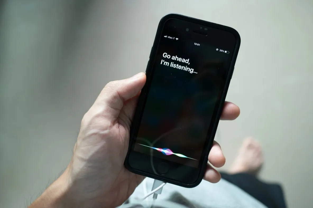 В iOS 27 которую должны представить в июне 2026 года вероятно появится как минимум четыре функции Apple Intelligence работающие в системных приложениях пишет MacRumors Среди них сканирование этикеток продуктов для приложения Здоровье и печатных номеров телефонов для добавления их в Контакты vc ru apple 2871786