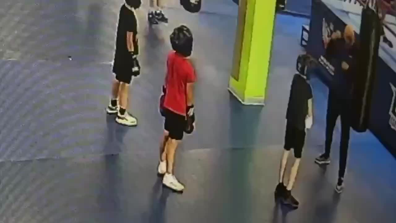 В Каменске-Уральском тренера по боксу подозревают в истязаниях учеников