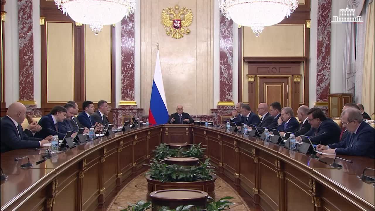 Обсуждение готовности энергетики и ЖКХ к отопительному сезону