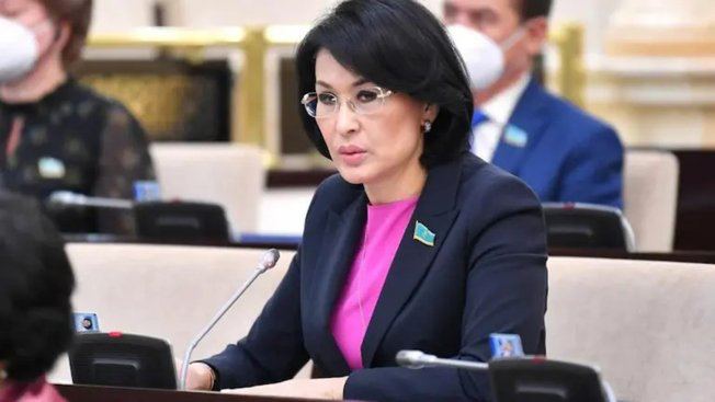 Глава Минздрава Казахстана Акмарал Альназарова призвала региональные власти выделить средства на обеспечение бесплатными контрацептивными средствами женщин фертильного возраста из социально уязвимых групп. Мера направлена на снижение нежелательных беременностей, а также предотвращение материнской и младенческой смертности при противопоказаниях к беременности.    : Службы центральных коммуникаций при Президенте РК