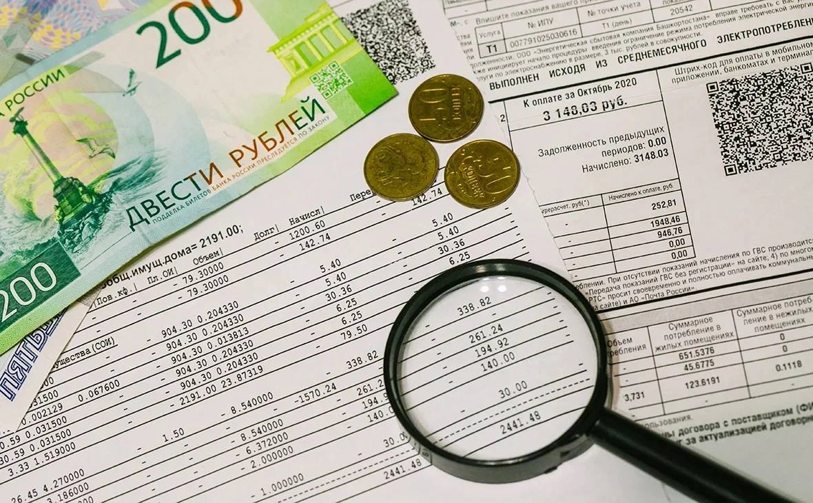 Тарифы на коммунальные услуги в Башкирии вырастут в среднем на 11 Тарифы на коммунальные услуги в Башкирии в 2026 году повысят в среднем на 11 сообщил председатель Госкомитета республики по тарифам Наиль Шарафутдинов Он представил основные итоги реализации тарифной политики в регионе на заседании комитета Госсобрания Курултая РБ по жилищной политике и инфраструктурному развитию В этом году повышение тарифов ЖКХ произойдет не 1 июля как обычно а 1 октября Такое постановление приняло правительство РФ Стоимость услуг водоснабжения и водоотведения в республике вырастет в среднем на 10 6 и 12 7 соответственно теплоснабжение подорожает на 9 7 электроснабжение на 13 3 газ на 9 6 РБК Уфа в Telegram РБК Уфа в MAX