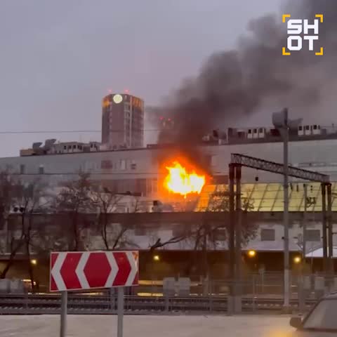 Пожар в бизнес-центре Варшавская Плаза в Москве: эвакуация завершена, пострадавших нет