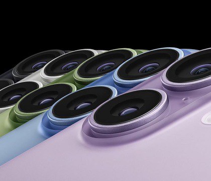 Все о камере iPhone 17 характеристики технологии сравнение качества 9 сентября 2025 года компания Apple представила очередную линейку своих популярных смартфонов iPhone 17 Новое поколение гаджетов получило ускоренные системы на чипе улучшенные экраны и более емкие батареи Не обошлось и без усовершенствований камер обеспечивающих фото и видеосъемку Насколько сильно они изменились и будет ли заметна на глаз разница с прошлым поколением