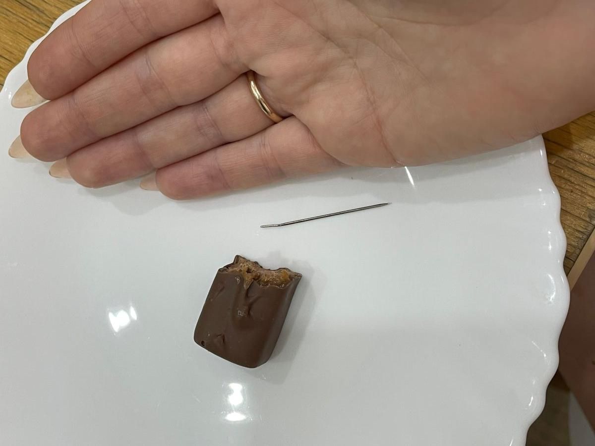 В компании Mars заверили что игла не могла попасть в калужский шоколадный батончик при производстве kaluganews ru fn 1760370 html Компания Mars дала официальный комментарий по поводу истории с найденным в ее шоколадном батончике купленном в калужском супермаркете иглы Прислать новость Подписаться