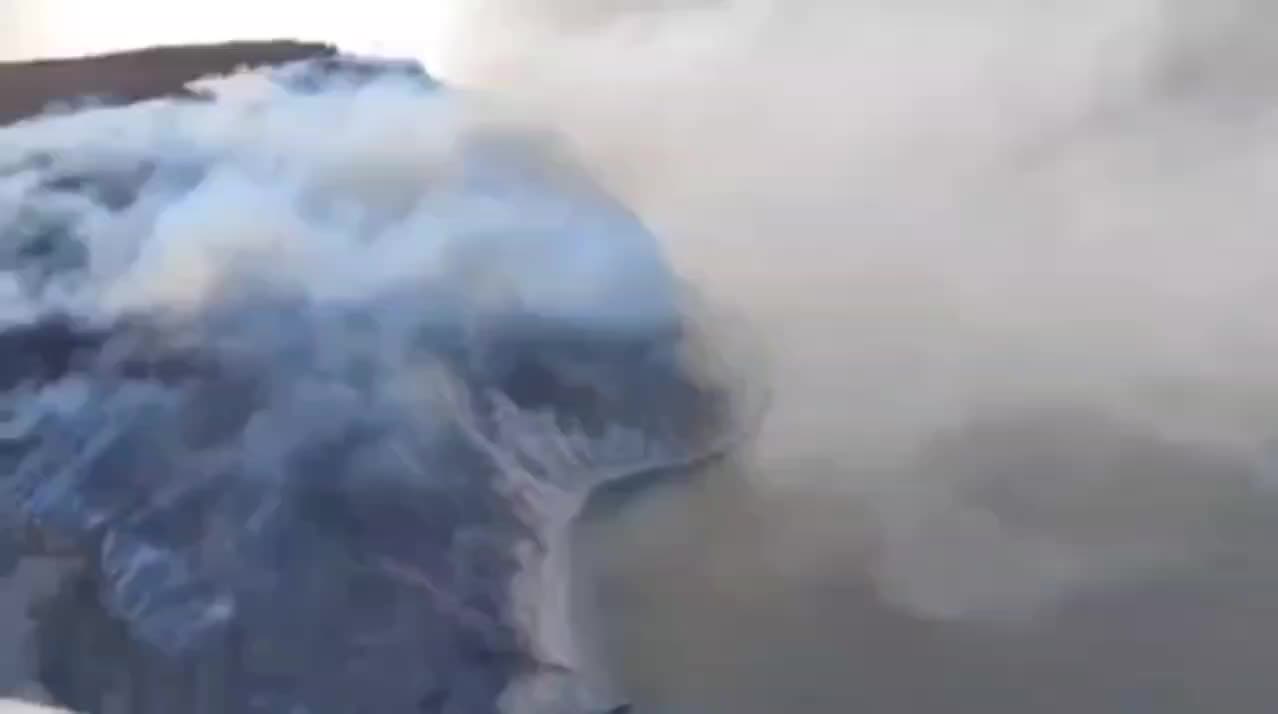 Прокуратура контролирует пожар на острове Недоразумения в Магаданской области