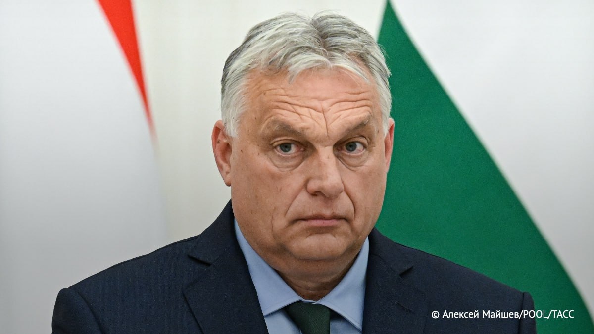 Лидеры ЕС выглядят жалкими и слабыми на фоне Путина и Трампа, - Орбан  "Европейцам "нужен саммит Россия — Евросоюз, а не комментарии к российско-американскому саммиту. <...> Европе необходимо проснуться и взять инициативу в свои руки".