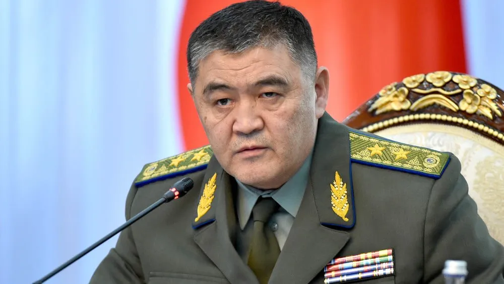 По делу экс главы ГКНБ Камчыбека Ташиева утвердили обвинительный акт Об этом сообщил адвокат Икрамидин Айткулов По его словам Ташиева обвиняют в приготовлении к насильственному захвату власти и злоупотреблении служебным положением Дело уже передали в Первомайский районный суд Бишкека Вместе с Ташиевым по нему проходят еще семь обвиняемых Адвокат также заявил что дело засекречено Это значит что суд вероятно пройдет в закрытом режиме а разглашать данные следствия и суда запрещено Подписывайтесь и делитесь http t me kaktus mediakg