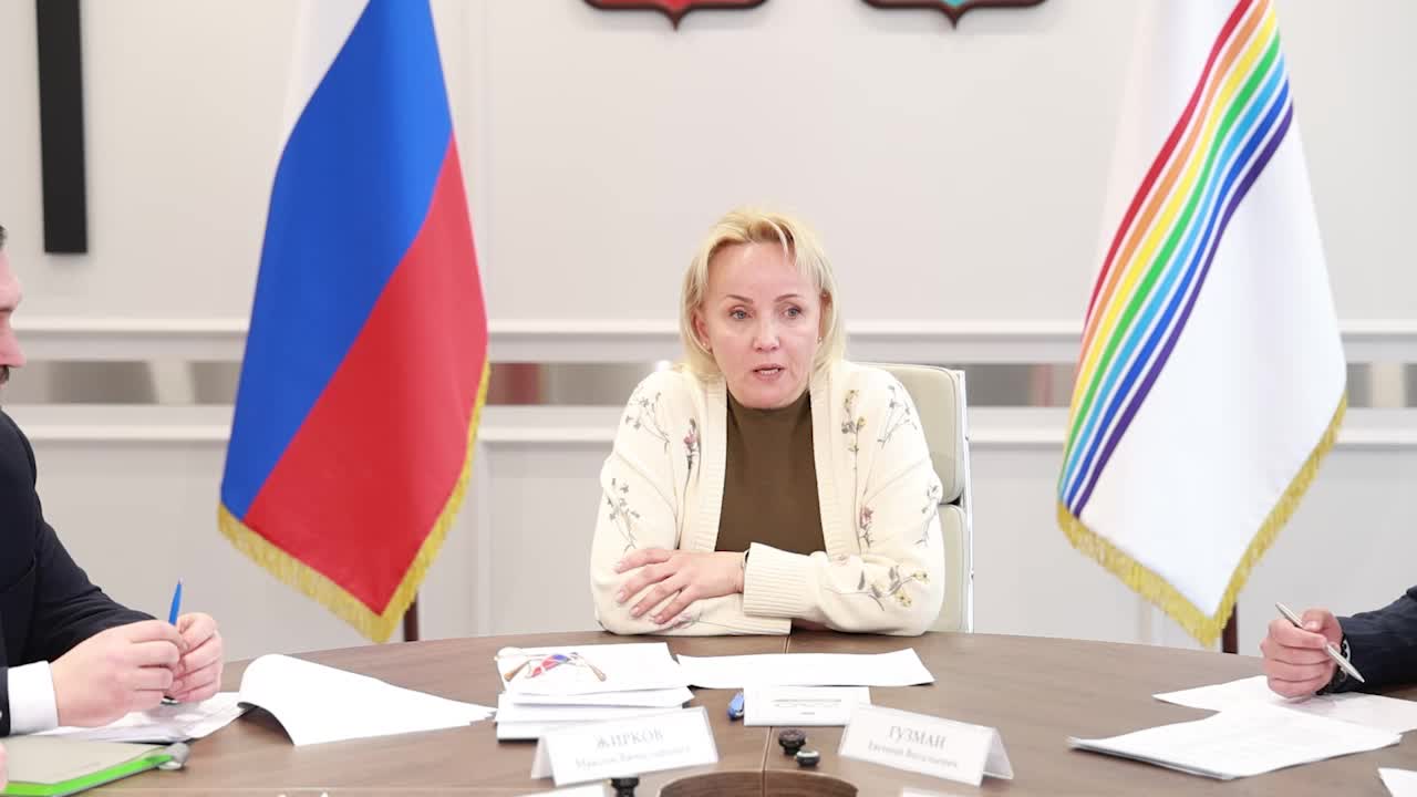 Ликвидация лесных пожаров в ЕАО: 159 человек и 23 единицы техники на борьбе с огнем