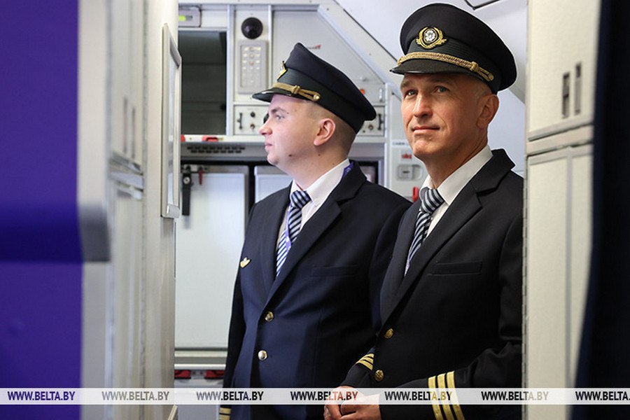 Александр Лукашенко в этом году впервые в истории независимой Беларуси состоится выпуск пилотов гражданской авиации Подпишитесь на Гомельские ведомости