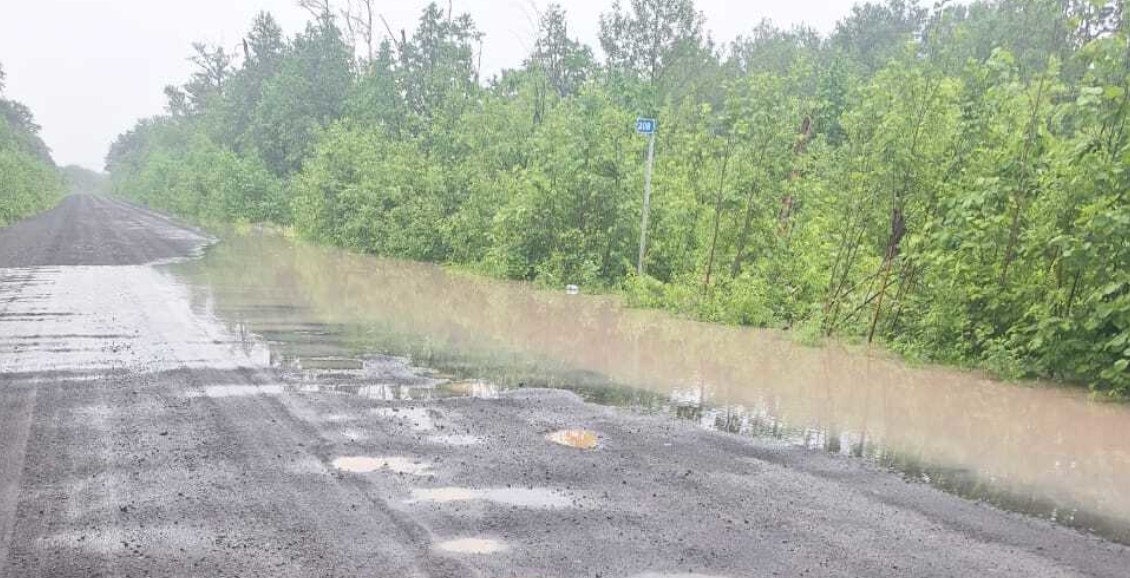 На Камчатке закрыли дорогу из Милькова в Усть-Камчатск из-за переливов В Камчатском крае перекрыли участок трассы Мильково – Ключи – Усть-Камчатск. Проезд закрыт для всех видов транспорта. Нажмите для подробностей -