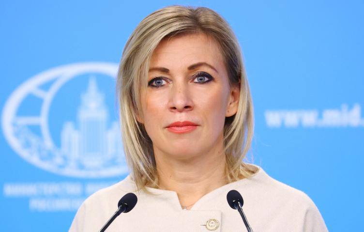 Захарова Мария усмотрела в деле Долиной международный заговор против России По её мнению Запад не сумевший нейтрализовать РФ на поле боя в культуре и спорте теперь пытается сеять раздор внутри страны через подобные скандалы Представитель МИД назвала это элементом гибридной войны и выразила уверенность что Верховный суд тщательно разберётся в ситуации