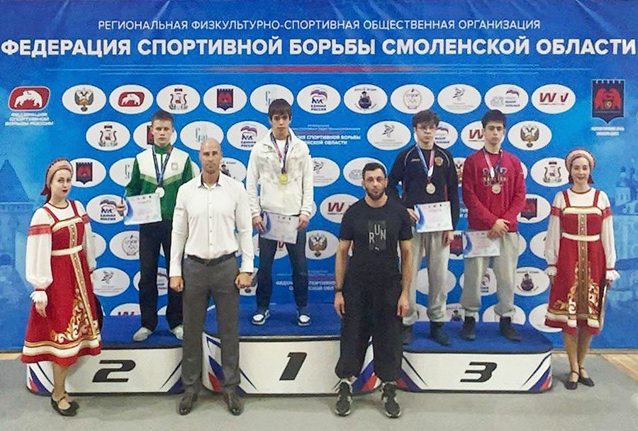 Орловские борцы завоевали 5 медалей окружных соревнований 15 18 января в Смоленске прошло первенство ЦФО по вольной борьбе среди юношей и девушек до 8239 18 ти 8239 лет   www infoorel ru news orlovskie borcy zavoevali 5 medaley okruzhnyh sorevnovaniy html