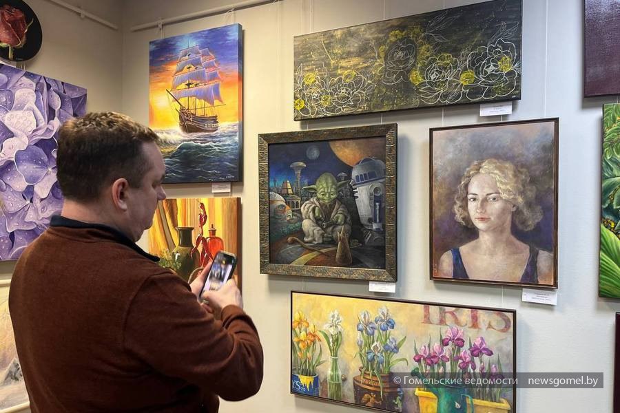 В Гомеле состоится закрытие фестиваля Я художник я так вижу В день закрытия будет названо имя автора той самой из 230 представленных работ которая покорила сердца ценителей искусства Приходите чтобы окунуться в атмосферу творчества