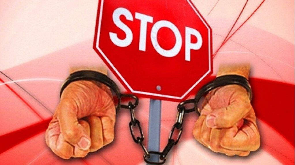 Организатора 56 сделок с человеческими органами доставили в Казахстан после 5 лет розыска Подозреваемую в торговле человеческими органами задержали в Польше и экстрадировали в Казахстан передает ArbatMedia   Прислать новость