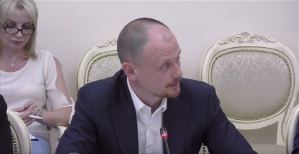 1 2 3 В Курске начнется реставрация четырех значимых объектов культурного наследия Курской крепости Это башня ограды, Братский корпус Знаменского монастыря, здание Окружного суда и здание Дворянского собрания. — В настоящее время по всем 4 объектам завершены конкурсные процедуры, состоялись подписания соответствующих государственных контрактов. Уже на этой неделе проектировщики приедут в Курск и приступят к работе, — рассказал на заседании регионального Правительства врио заместителя губернатора Артём Демидов. «Вести.Курск». Только проверенная информация.