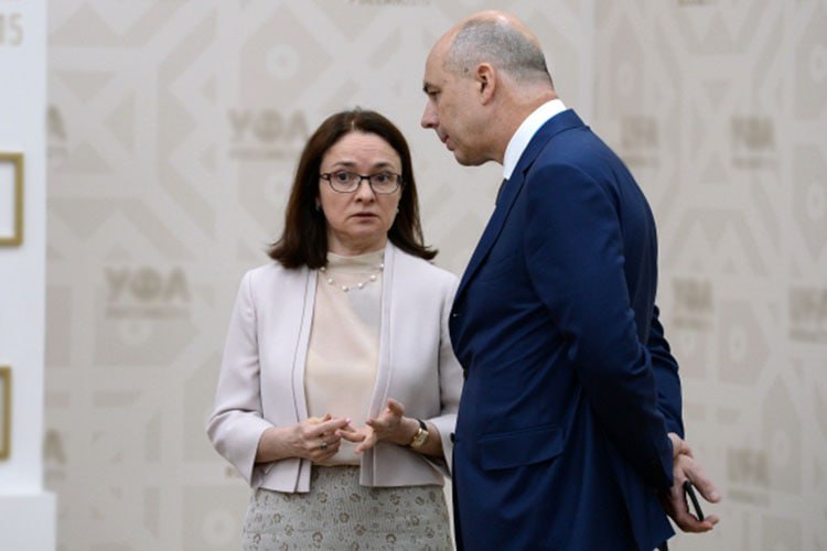 ‼ Силуанов намекнул, что у ЦБ есть причины для снижения ключевой ставки в июне Это и наблюдающееся замедление темпов роста кредитования, и охлаждение экономики России, отмечает министр финансов страны Антон Силуанов. Как вы помните моим прогнозом было начало цикла понижения во второй половине года, ещё в прошлом году, когда в это никто не верил.