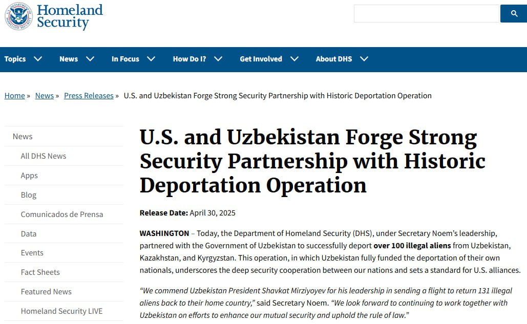 Из США депортированы нелегалы из Средней Азии По данным Министерства внутренней безопасности США, выявленный во время недавних рейдов 131 гражданин Узбекистана, Киргизии и Казахстана вывезен из страны спецрейсом. Причем траты за своих нелегалов и «за того парня» взял на себя Узбекистан, полностью профинансировав вывозной рейс. Пресс-секретарь МИД Узбекистана Ахрор Бурханов полностью поддержал депортацию собственных граждан из США, назвав её «инициативой по репатриации». Глава министерства Кристи Ноэм заявила, что с нетерпением ждет продолжения совместной работы с Узбекистаном: «Эта операция подчеркивает глубокое сотрудничество в области безопасности между нашими странами и устанавливает стандарты для альянсов США. Мы с нетерпением ждем продолжения совместной работы с Узбекистаном над усилиями по укреплению нашей взаимной безопасности и поддержанию верховенства права». Ноэм назвала эту сделку успешной, упомянув аналогичные операции с Сальвадором и Мексикой. «Это лишь некоторые из успешных усилий, которые отражают видение президента Трампа о сильном дипломатическом сотрудничестве и восстановленной иммиграционной системе, обеспечивающей возвращение нелегальных иностранцев в страны их происхождения. Мы только начинаем». Ранее в ОАЭ задержали 15 граждан Узбекистана за драку, в которой погиб человек. Стране пригрозили отменой безвизового режима, который ввели в январе, из-за «участившихся случаев нарушения правопорядка» приезжими из Узбекистана. В Эмиратах до сих пор обсуждают нашумевшую историю зверского убийства местного раввина мигрантами. Месяц назад всех троих убийц приговорили к смертной казни. Царьград.ТВ — Не боимся говорить правду Подпишись