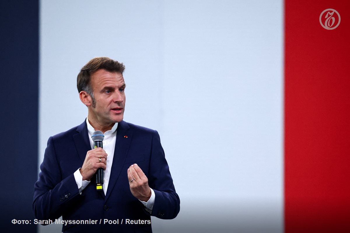 Президент Франции Эмманюэль Макрон заявил о подготовке к контактам с Владимиром Путиным на техническом уровне Господин Макрон отметил что по этому вопросу также ведутся консультации с его украинским коллегой Владимиром Зеленским По линии коалиции желающих идет подготовка к переговорам по мирному урегулированию российско украинского конфликта Страны работают над гарантиями безопасности для Украины уточнил французский лидер Подписывайтесь на Ъ Оставляйте бусты