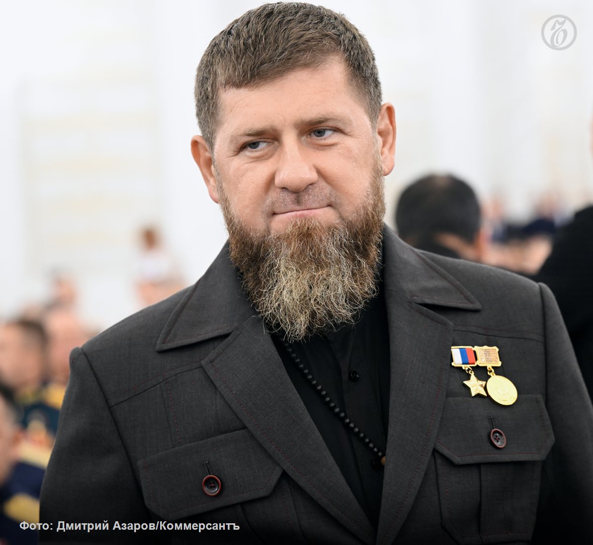 Рамзан Кадыров заявил что генерала и депутата Госдумы Владимира Шаманова необходимо отправить под трибунал за преступления которые он совершал Ранее депутат возмутился намерению переименовать в Чечне казачьи станицы Сейчас когда в Чеченской Республике начали менять названия Шелковской и Наурской поднял голос гнусный подлец Шаманов Он был самым жестоким по отношению к чеченскому народу генералом который выводил в поле и расстреливал мужское население заявил Рамзан Кадыров цитата по ЧГТРК Грозный Глава Чечни отметил что преступления Владимира Шаманова обойдутся ему боком и вернутся к нему самому Подписывайтесь на Ъ Оставляйте бусты