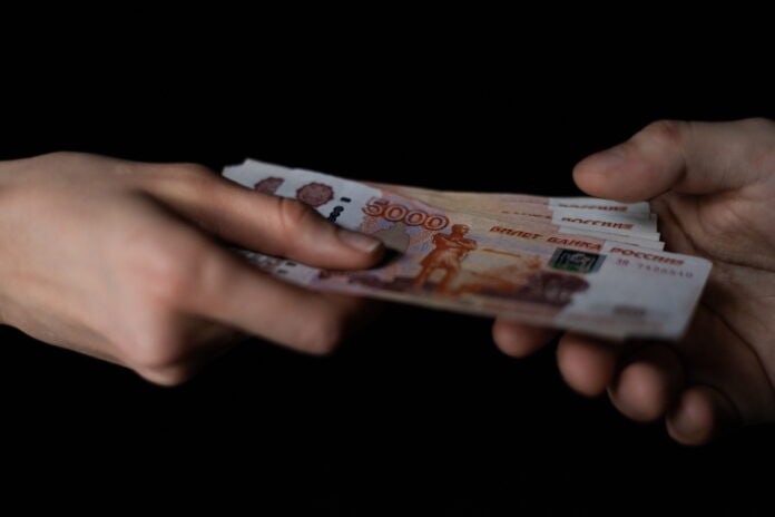 Фонд предпринимательства Якутии предоставил поддержку бизнесменам республики на 622 млн руб Фонд развития предпринимательства Якутии в текущем году оказал финансовую поддержку предпринимателям на общую сумму 622 миллиона рублей Помощь получили 224 предпринимателя и фонд рассчитывает полностью выполнить годовой план С помощью поручительств предприниматели смогли привлечь кредиты на сумму 517 миллионов рублей Подробнее читайте по ссылке Фото Екатерина Христова ТАСС yk24 ru в MAX Telegram ВК VK Видео