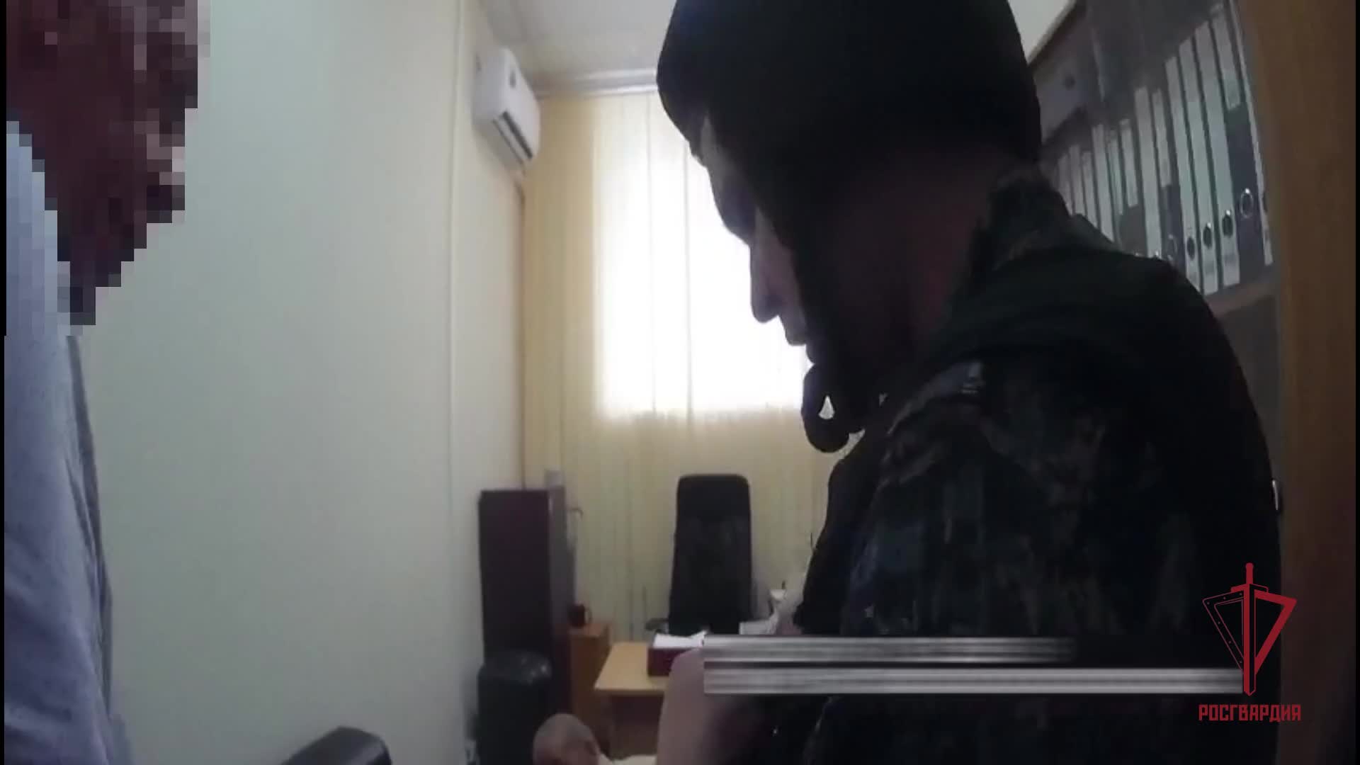 Задержание студента Гнесинки за угрозы проректору и инцидент с курсантом в Новороссийске