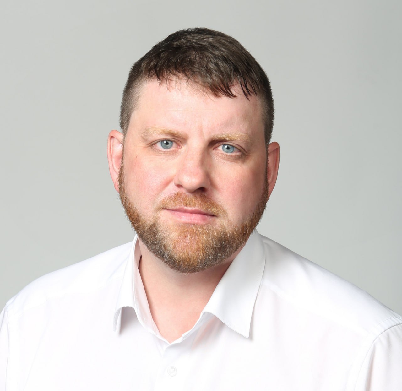 Назначен заместитель губернатора Томской области по внутренней политике   vtomske ru news 213613 Это Степан Михайлов Он приступил к работе сегодня 12 февраля В ведении заместителя губернатора по внутренней политике департамент внутренней политики и социальных коммуникаций департамент информационной политики департамент государственной гражданской службы департамент муниципального развития а также комитет по работе с личными обращениями граждан администрации Томской области Владимир Мазур упразднил должность первого заместителя губернатора Томской области в чье ведение ранее входили данные структурные подразделения Должность первого заместителя ранее занимал Андрей Дунаев Он покинул пост в декабре 2025 года Фото региональное отделение партии Единая Россия томск новоститомска Прислать новость   Подписывайся на vtomske ru