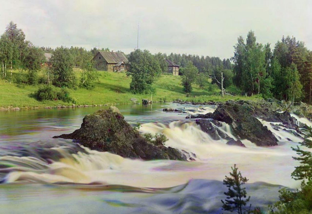 День заповедников и национальных парков Он отмечается сегодня в честь учреждения в этот день в 1917 м году по старому стилю еще в 1916 м первого отечественного природного заповедника Баргузинского на Байкале А на фото Сергея Прокудина Горского из 1916 го водопад Кивач в Карелии Ныне это тоже государственный заповедник rodinargru