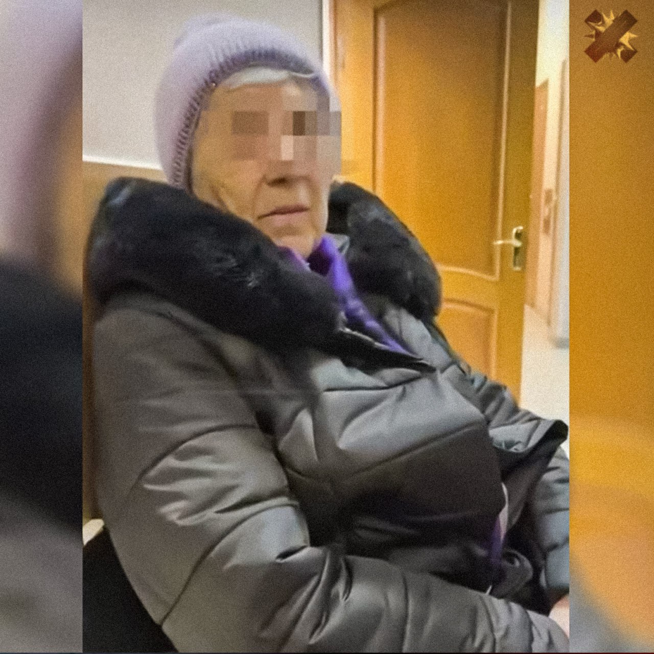 Пенсионерка отказалась от иска по квартире проданной по схеме Долиной 76 летняя жительница Сосновоборска сначала продала квартиру за 3 6 млн рублей а потом попыталась оспорить сделку заявив что стала жертвой мошенников и не понимала что делает Покупателями оказалась семья приобретавшая жильё для родственника находящегося на СВО Проверки нарушений не выявили но пенсионерка всё равно подала иск ссылаясь на проблемы с памятью и здоровьем В суде указали что женщина сама вела переговоры подписывала документы и получила деньги Также её предупредили если признают недееспособной возможна госпитализация После этого пенсионерка отозвала иск квартира осталась у покупателей НМШ