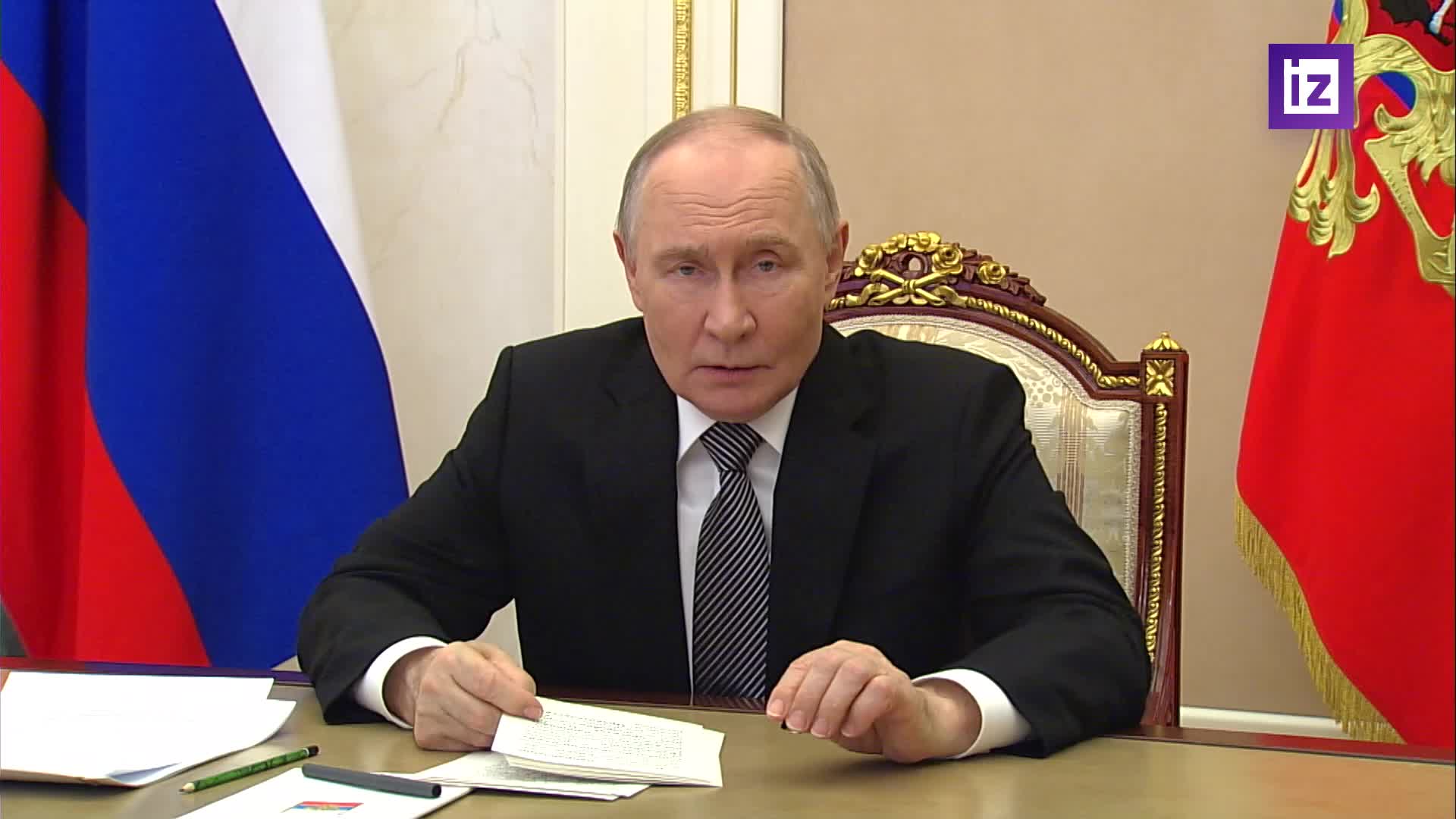 Путин поддержал меры по борьбе с телефонным мошенничеством