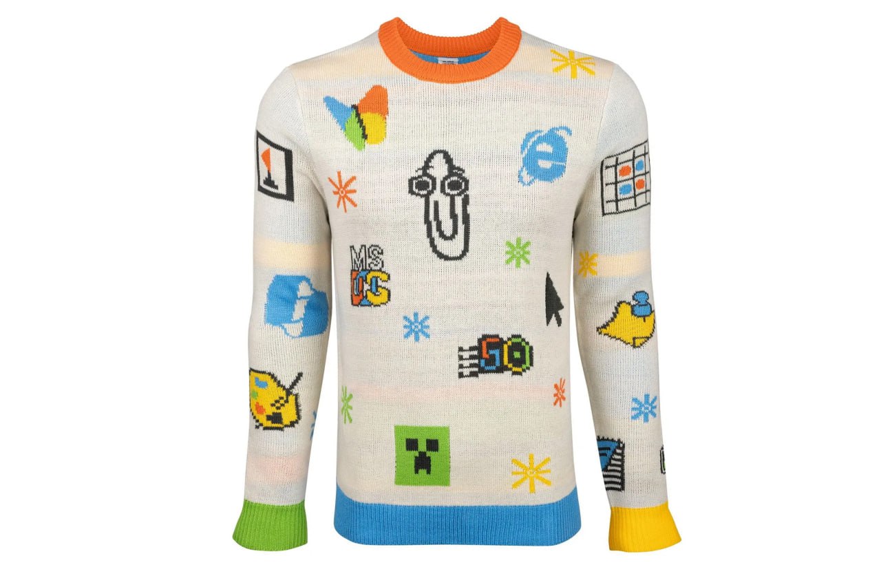 Microsoft продолжает издеваться над своими фанатами компания выпустила очередной уродливый новогодний свитер под названием Artifact Sweater Модель усыпана цветами фирменного логотипа и коллекцией культовых иконок тут и Скрепыш и Paint и Copilot и даже голова крипера из Minecraft Стоит удовольствие около 6200 рублей но первую партию смели моментально следующие поставки ожидаются только в январе Вы знаете кому его подарить techmedia