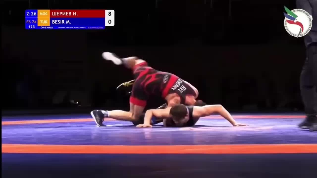 Ямальские гиревики и Гор Минасян завоевали золото на чемпионатах Азии