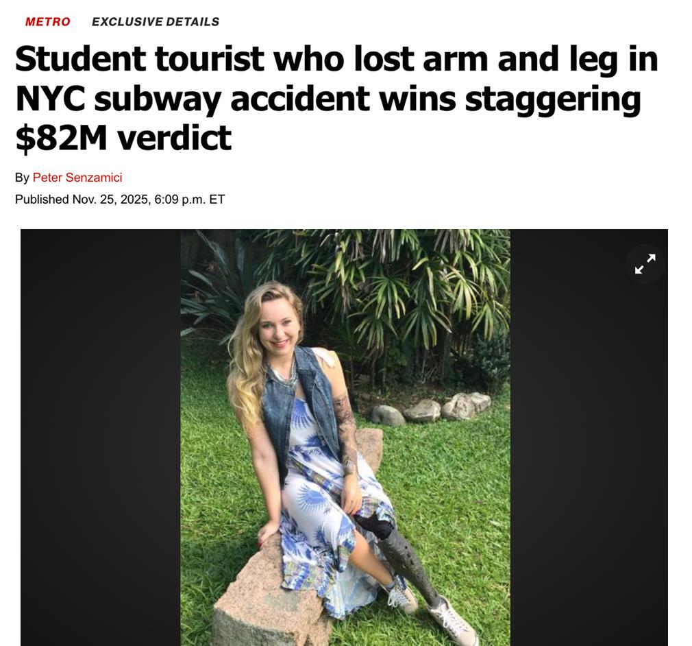 Девушка упавшая в метро и лишившаяся руки и ноги получит 6 4 млрд 82 млн Это постановил суд Бруклина пишет New York Post Бразильская студентка стоявшая на платформе со своим парнем потеряла сознание и упала под поезд Спустя 10 лет присяжные встали на сторону пострадавшей Они признали что транспортные власти города не внедрили необходимые меры безопасности investingcorp